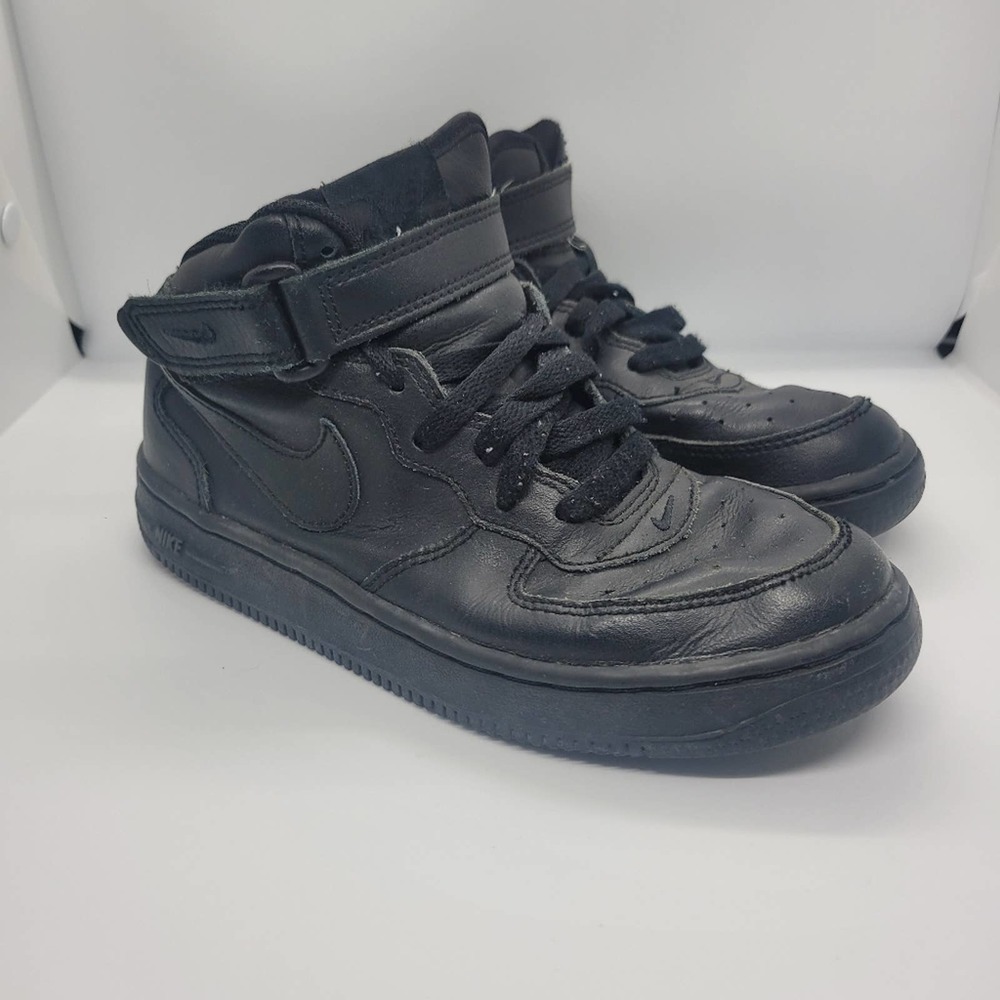 Nike: Air Force 1 | size 2.5 black sneakers